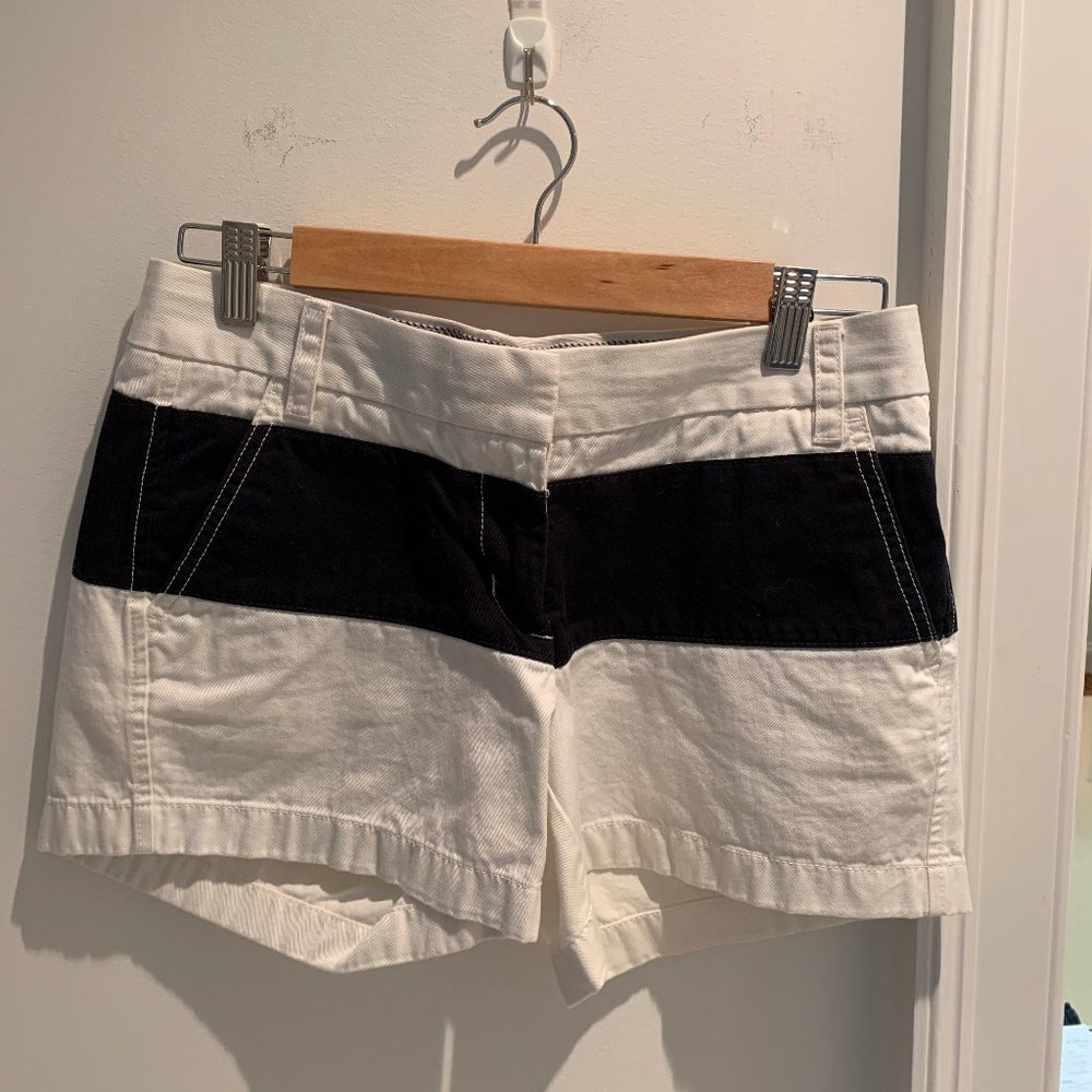 Vintage White Chino Short With Single Navy Stripe